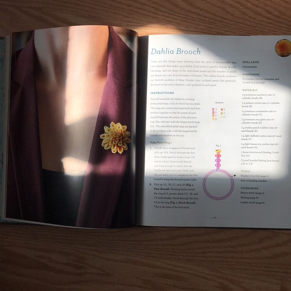 New. Book “Beautiful Beadwork from Nature” - Picture 7 of 17